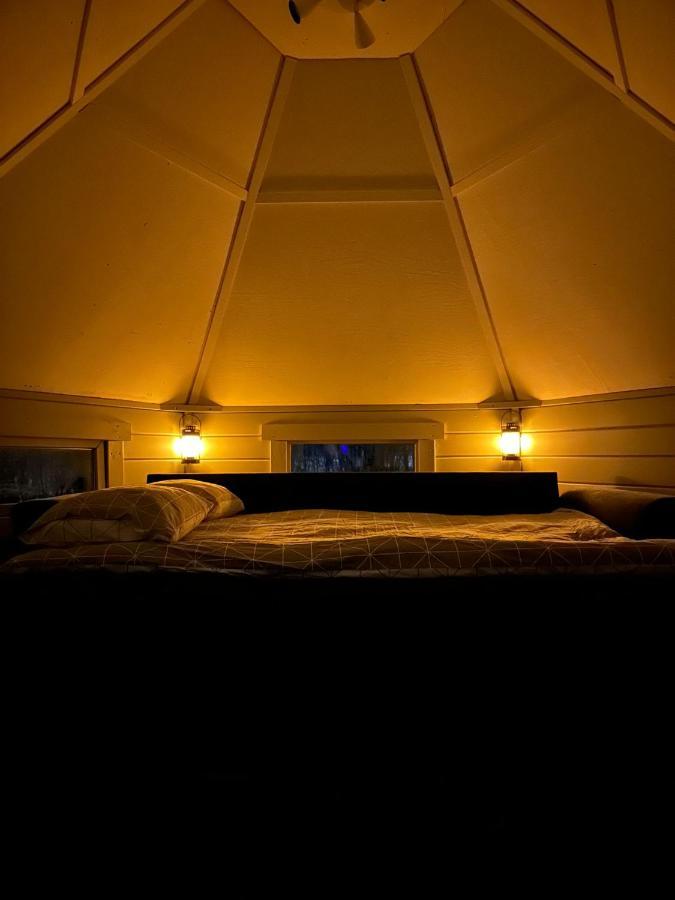 Villa Camp Caroli Hobbit Hut Jukkasjärvi Esterno foto